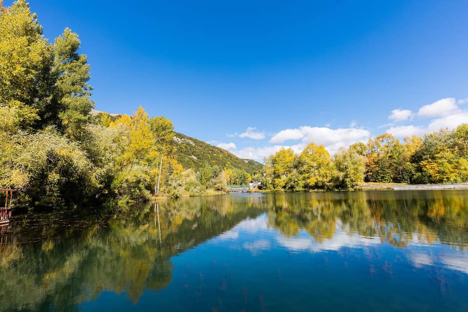 Arpa River in Jermuk in autumn colours